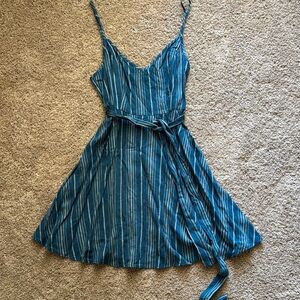 💜 3 for $10 Forever 21 Teal Striped Mini Dress